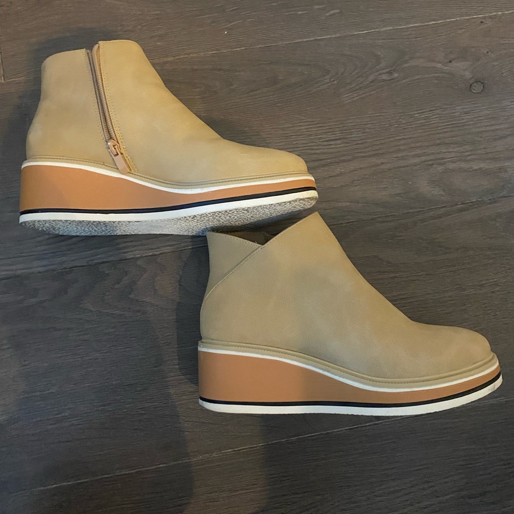Fall booties SOLD